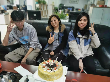 邦士度三月生日會(huì)