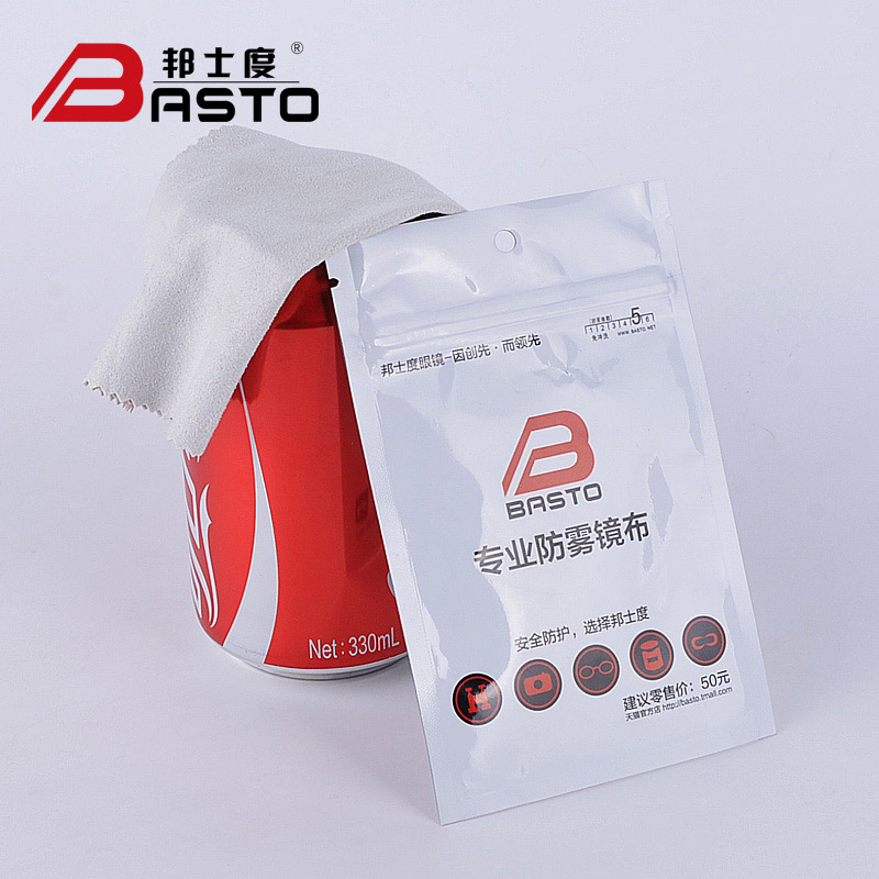 眼鏡布的幾個使用誤區(qū).jpg