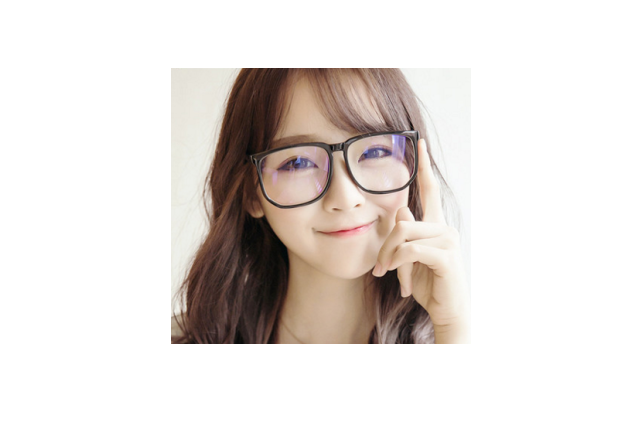 大框眼鏡.png